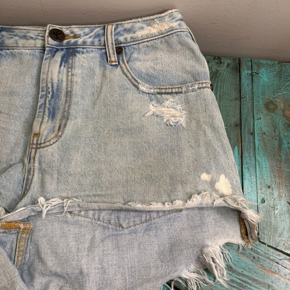 One Teaspoon High Waist Bonita Bleached Raw Hem Denim Jean Shorts Size 28 - Picture 13 of 14